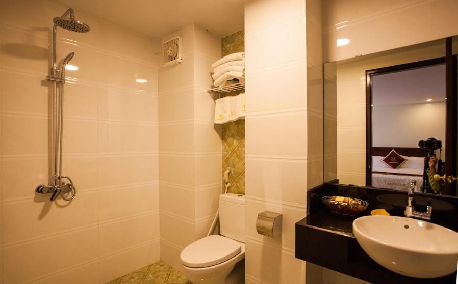 Khach San Kim Dong Hotel Hoang Nga Luaran gambar